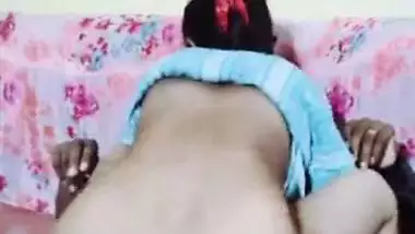 Big ass Indian stepsister fucked by her stepbrother. She cum on her dick. Her ass is very sexy.