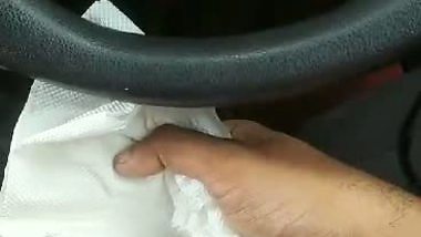 Hot mallu aunty blowjob inside car viral MMS