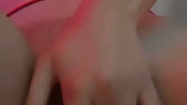 Sexy Desi girl Shows her Boobs and pussy part 4