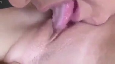 I love licking pussy