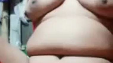 Busty village aunty fsi nude show for money