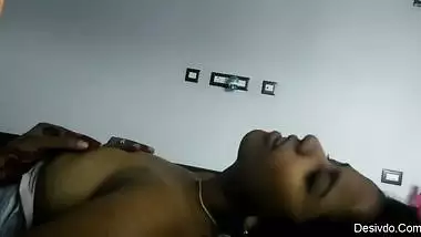 Sexy bhabhi Romantic Scenes Watch Her Debor and Join to Hardcore Fuck