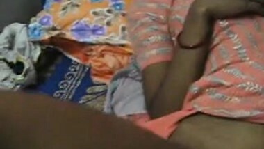 sexy northindian spread her legs