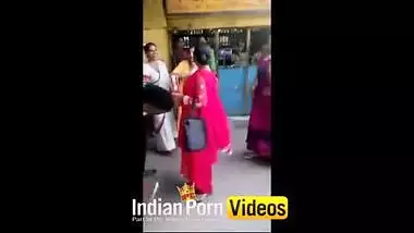 Indianpornvideos Exclusive : Desi street girls doing naughty act front of beer shop
