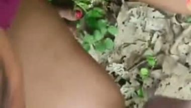 Village lady experiencing desi outdoor sex in the jungle
