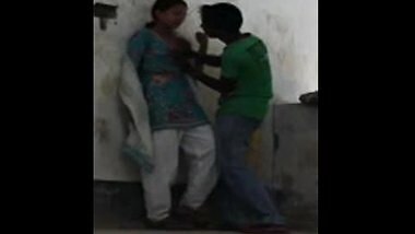 Indian sex clip of desi college student making love with lover mms