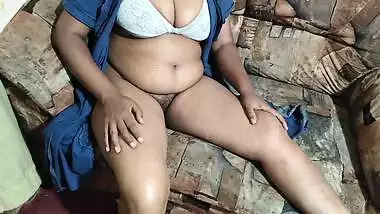 Indian Bhabhi Horny Girl Dammi Video 07