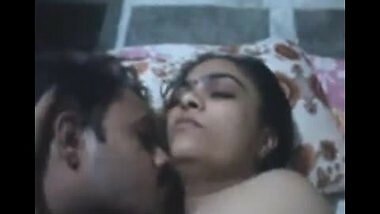 Aunty prepares neighbor for passionate sex session!