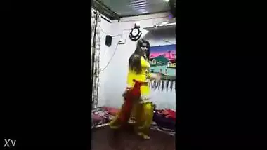 Hot indian girl dance