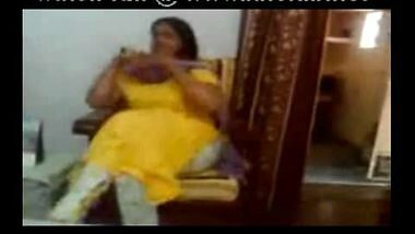 Muslim Wife Get Nude Showing Nice Boobs