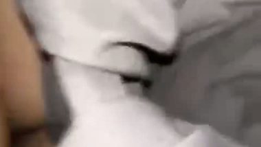 Horny guy drills a busty milf’s Indian pussy