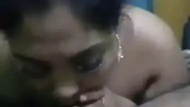 Bengali slut Bhabhi giving sensual blowjob to hairy guy