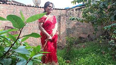 Pervert dares to fuck his Bhabhi outdoors in desi porn