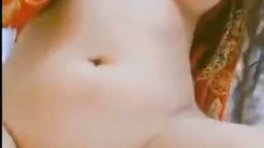 Sexy Horny Girl Showing