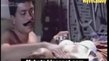 uncle seducing small girl for sex when mallu wife gone for shopping