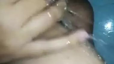 Deshi girl masturbating in pussy closeup