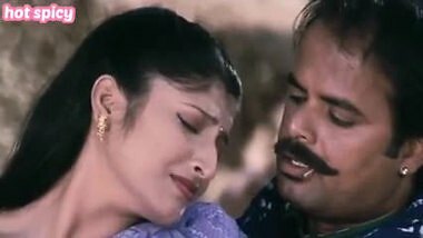 Indian film Hot Navel Romance compilation