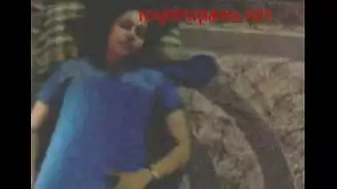 Desi girl Parvathi masturbating her cunt