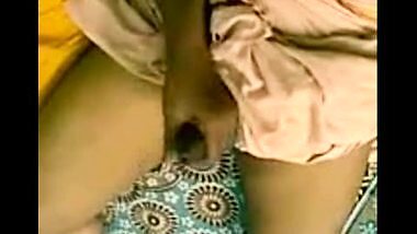 Village aunty sexy video with hubby’s friend
