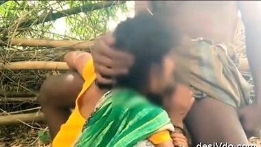 Desi Sexy Auntty Fucked Outdoor