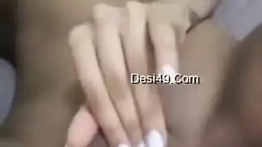 Today Exclusive- Cute Nri Girl Record Her Nude Selfie