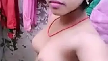 Sexy village girl showing boobs and pussy