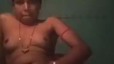 Horny Village Wife Selfie Sex Video