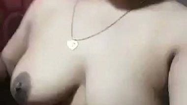 Married bhabhi video making of nude body showing