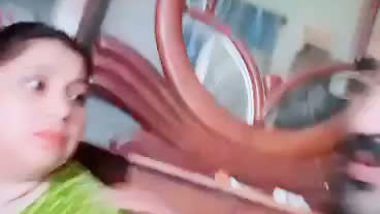 Paki bhabhi boob sucking by lover sex affair viral MMS
