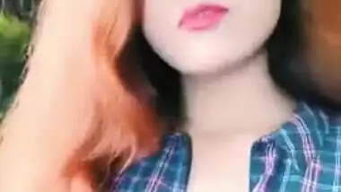 Tik Tok girl flashing her boobies