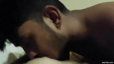 Homely Tamil Ponnu Oyo Gilma Boobs Sucked Tamil Moody Talkings