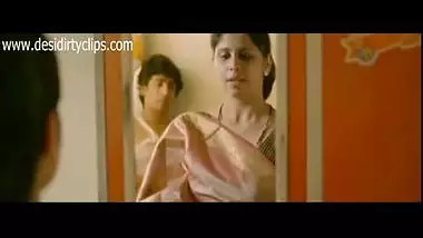 Seductive porn scene of couple from a Hindi movie Hunter
