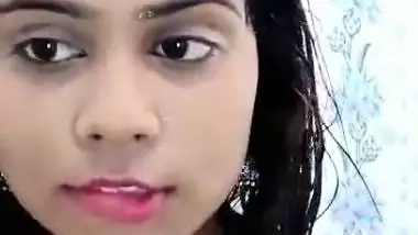 Bangla model Sameera bathing clip
