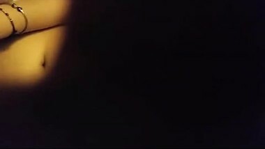 Desi sex of Punjabi big boobs newly married bhabhi pussy fingering front of hubby