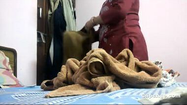Delhi aunt dressing video captured using in room