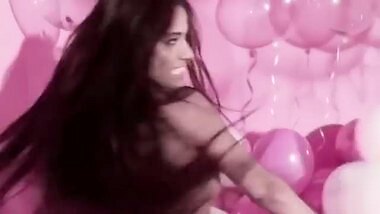 'DIRTY & NAKED' Poonam Pandey New Video 720P