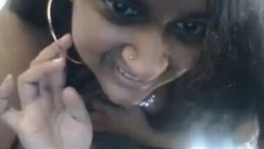 Indian aunty showing her body on cam