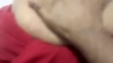 Playing With Hot Navel Of Desi Wife