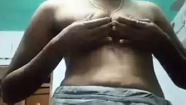 Tamil housewife video chatting part 3