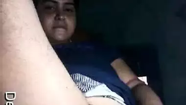 horny indian bhabi mustbration with kheera
