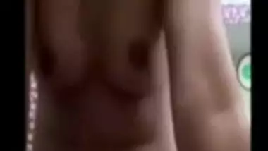 Desi Girl Showing On Video CALL