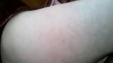 Northindian hot Girl's hairy Pussy fucked by BF in CAR