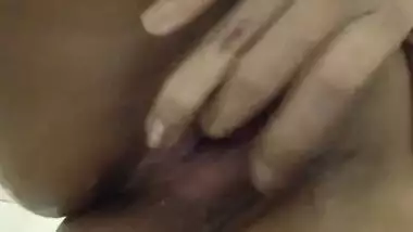 Watch me cum and squirt