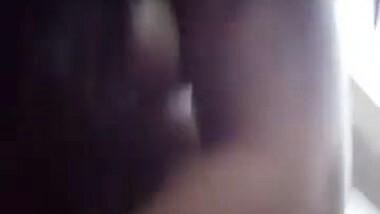 Mast desi chudai MMS of hot college couple