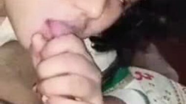 Sexy marathi aunty erotic blowjob to young lover