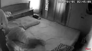 Hidden cam Indian mms scandal of a mature couple in a hotel room