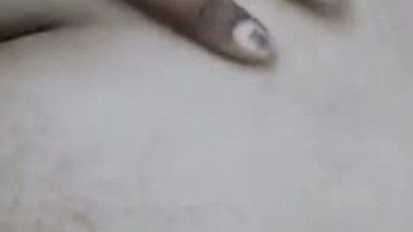 Shy Bangla Desi XXX housewife have illicit sex with her lover MMS