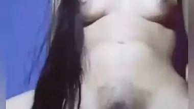 Bangladeshi Chittagong girl masturbating using cucumber