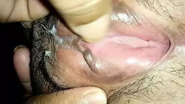 Pussy Show of a South Indian Milf