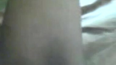 Indian GF strips and lets BF to finger her cunt